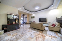 Lowland Road (D19), Terrace #556584741